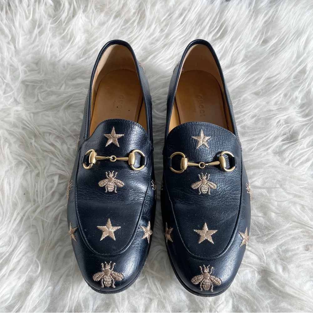 Gucci Jordaan Embroidered Leather Loafer Bee Star
Black Gold Horsebit Size 37.5